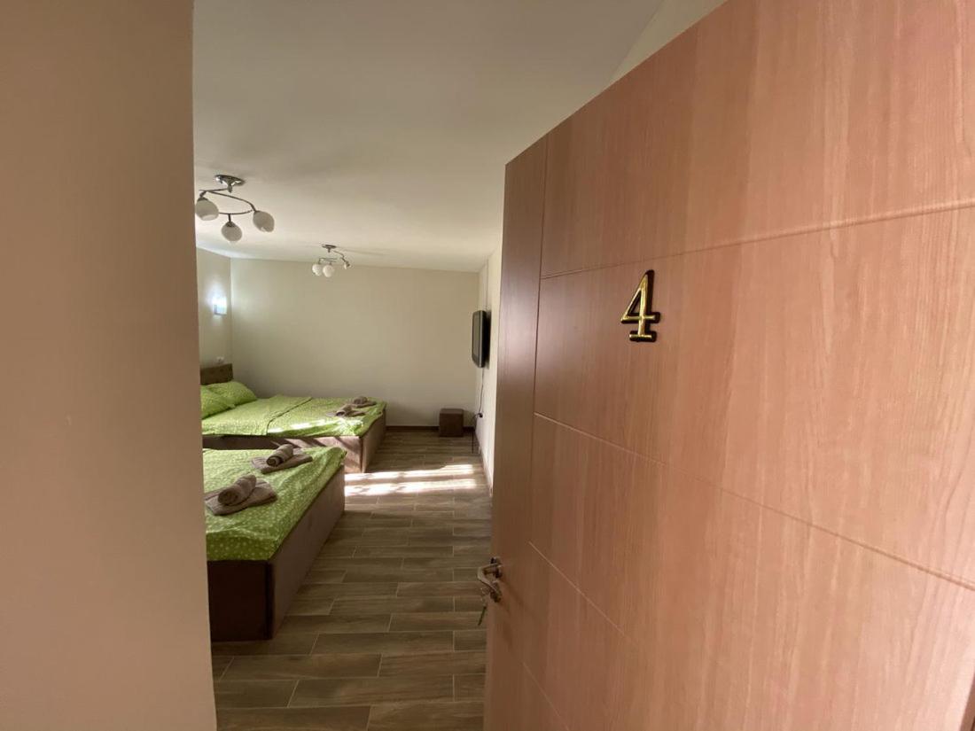 Apartments Zlatko Soko Banja Luaran gambar