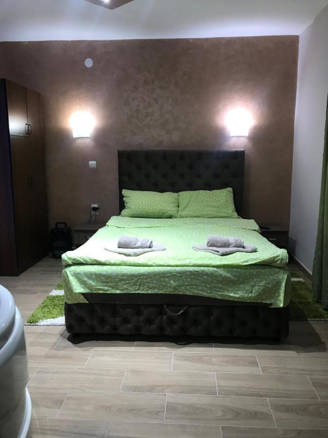 Apartments Zlatko Soko Banja Luaran gambar